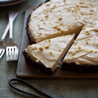 Thumbnail image for Video for Jennifer Perillo: Mikey’s Peanut Butter Pie
