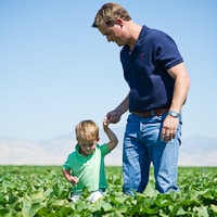 Thumbnail image for Searching for Butterflies- Thoughts on photographing kids