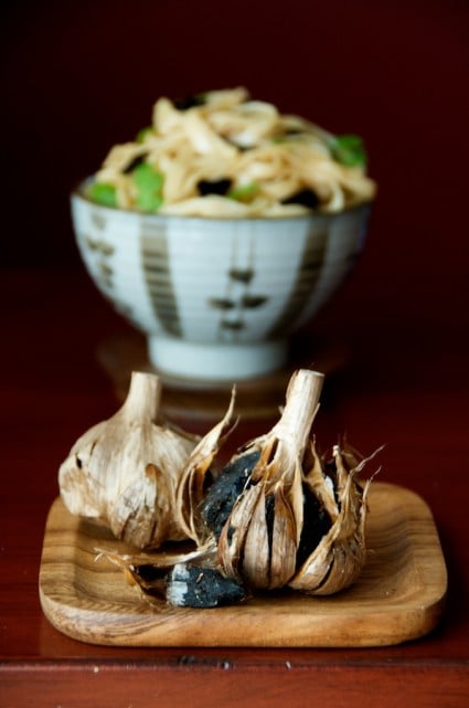 black garlic noodles
