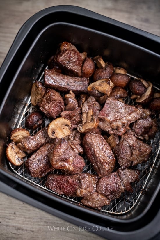 Air Fried Steak Bites in a basket