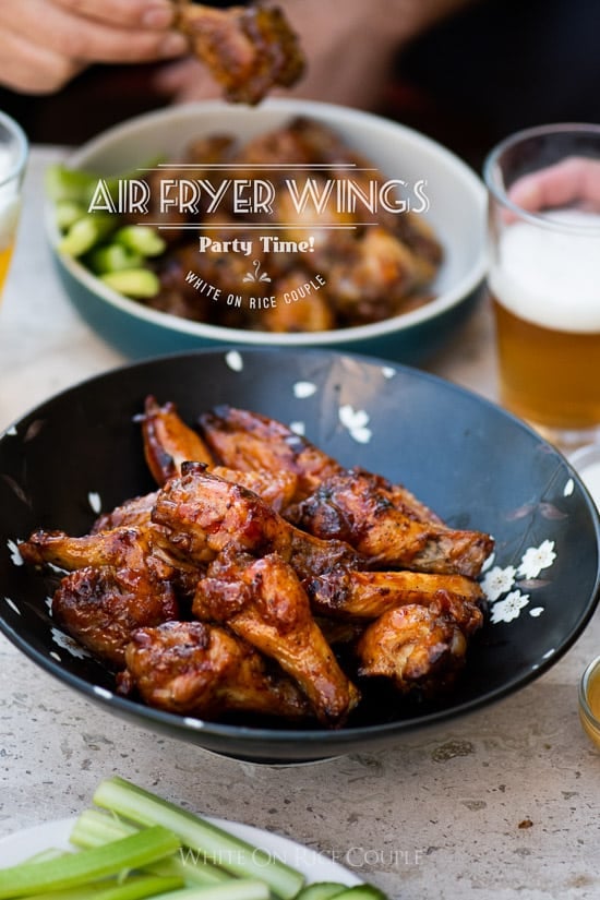 Healthy Air Fryer Chicken Wings in a bowl