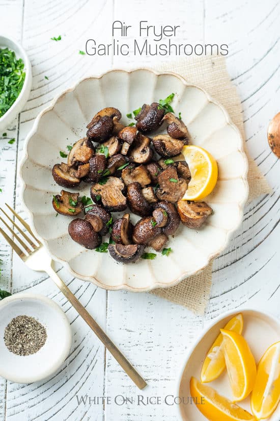 Air Fryer Garlic Mushrooms in a bowl