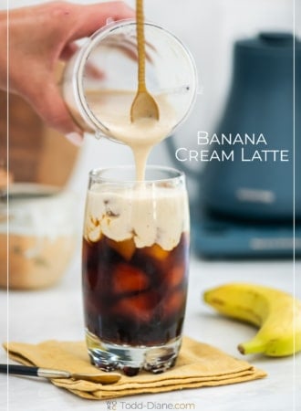 pouring into the iced banana cream latte