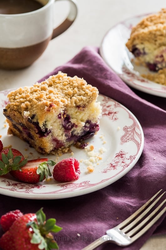 Blueberry Buttermilk Breakfast Cake Recipe with Fresh Berries