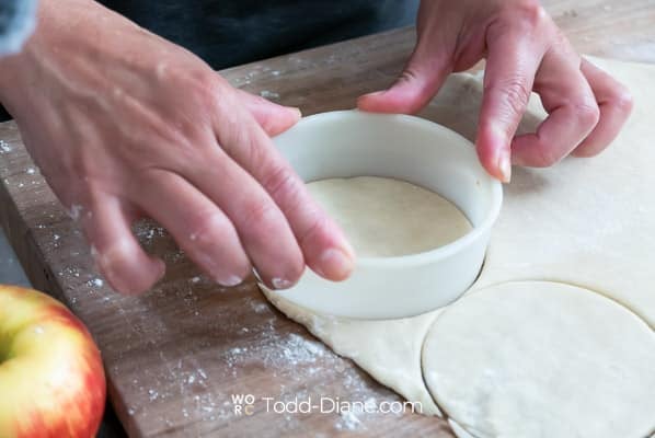 Cutting circle out of dough