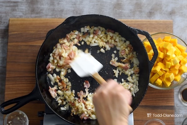 bacon, onions, and garlic in skillet