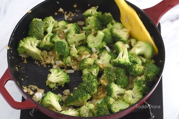 Cooking broccoli