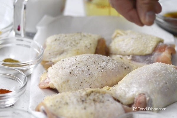 Seasoning chicken