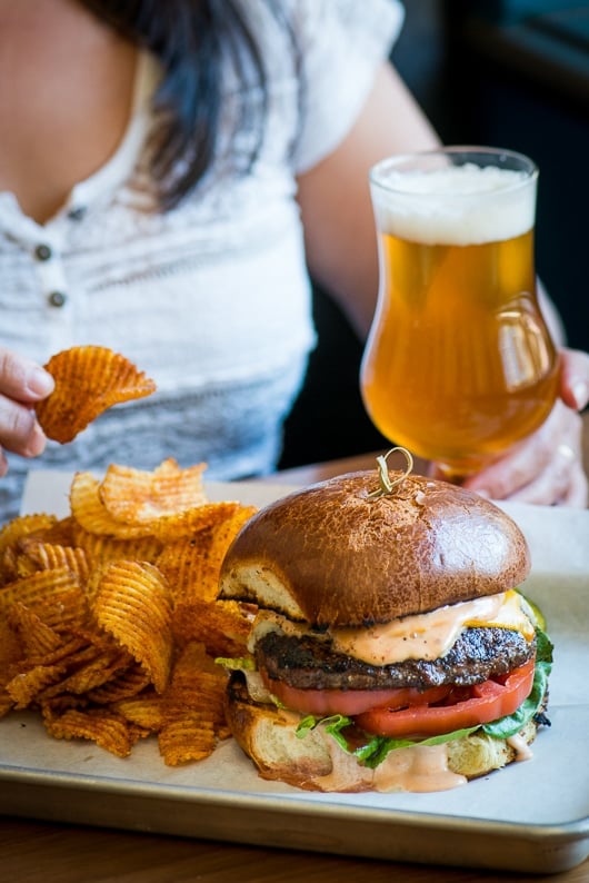 Fairmont Chicago Columbus Tap Burger & Beer | @whiteonrice