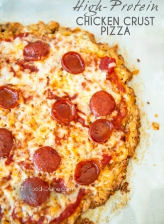 keto chicken crust pizza with toppings