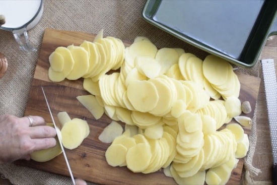 Slicing potatoes