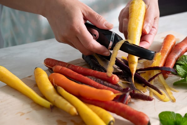 Peeling carrots