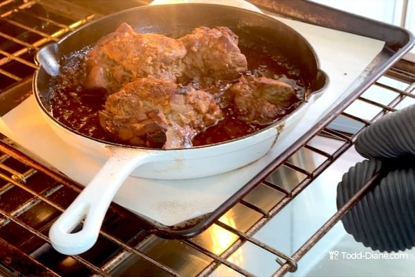 Broiling pork in oven