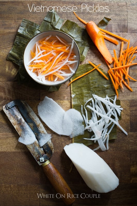 Vietnamese carrot daikon pickles for Vietnamese banh mi pickles | @whiteonrice