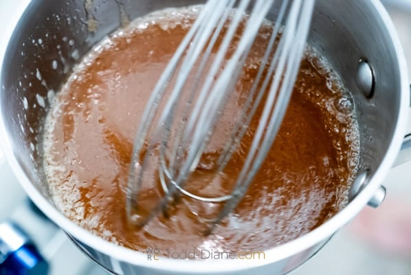 whisking apple slurry with spices