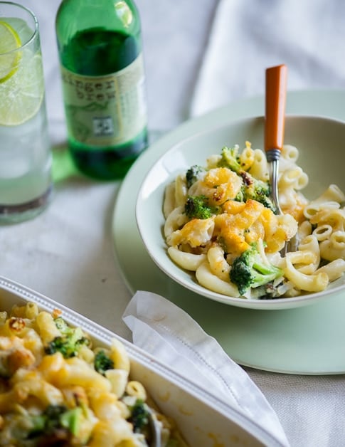 Broccoli Mac and Cheese in a bowl