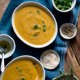 Butternut Squash Soup Recipe with a touch of truffle oil is divine! via @whiteonrice