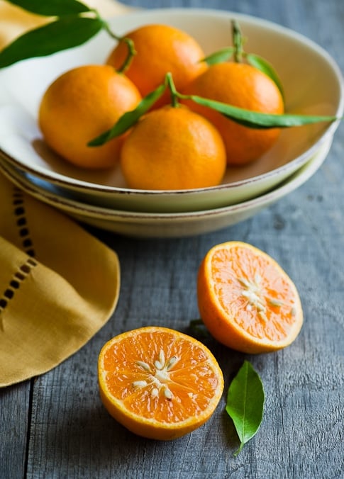 bowl of tangerines 
