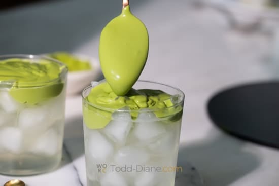 adding matcha cloud to coconut water