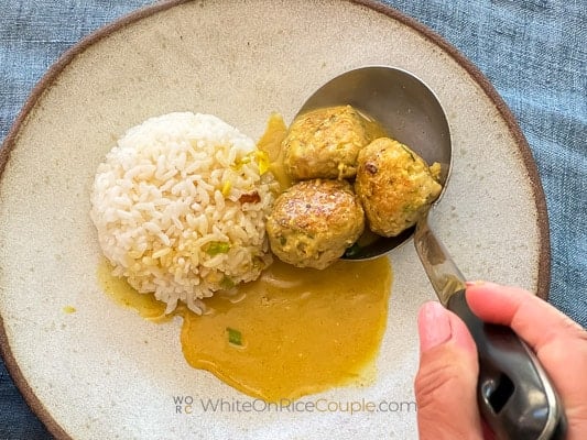 curry broth bowls