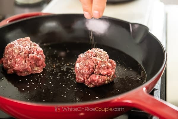 seasoning meat