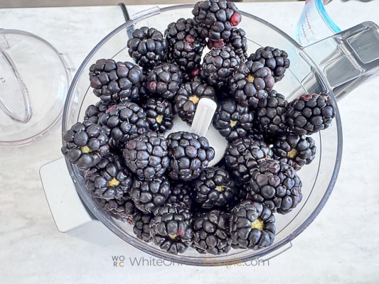 fresh blackberries