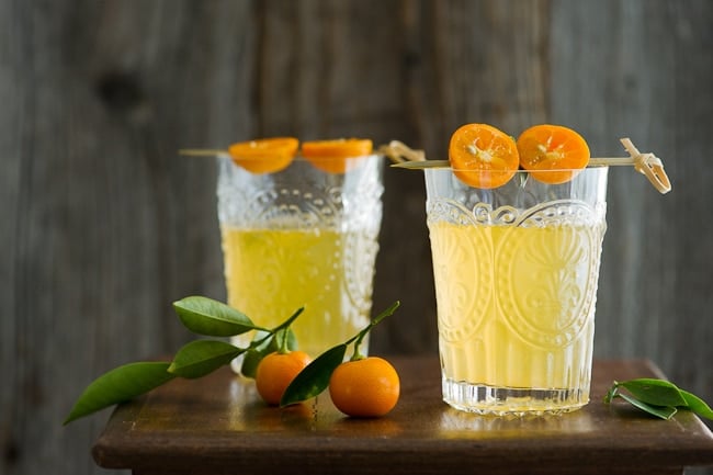Refreshing Kalamansi Lime (Calamondin Orange) Drink with Lime | @whiteonrice