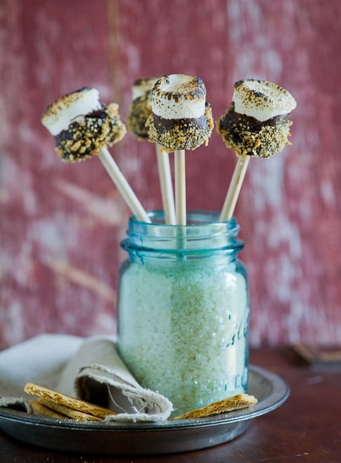 S'mores On a Stick Marshmallow Pops 