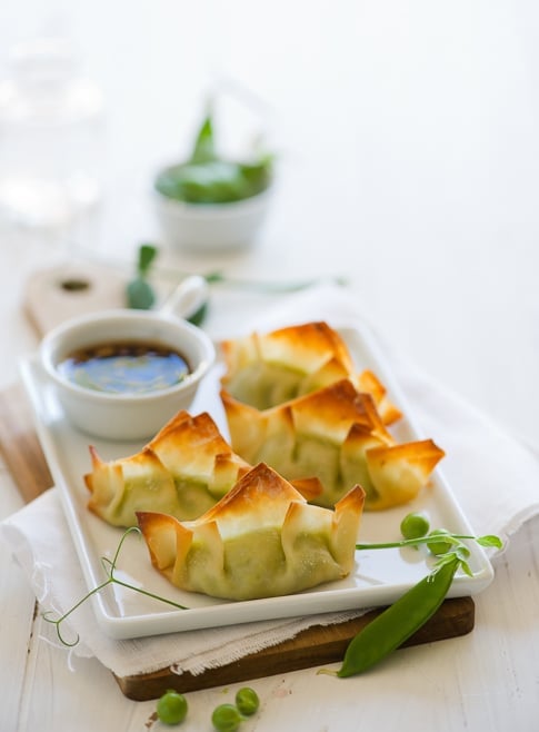 Pea Potstickers Recipe with sauce 