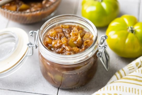 storing green tomato chutney