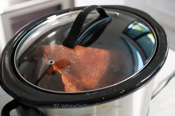 lid on slow cooker