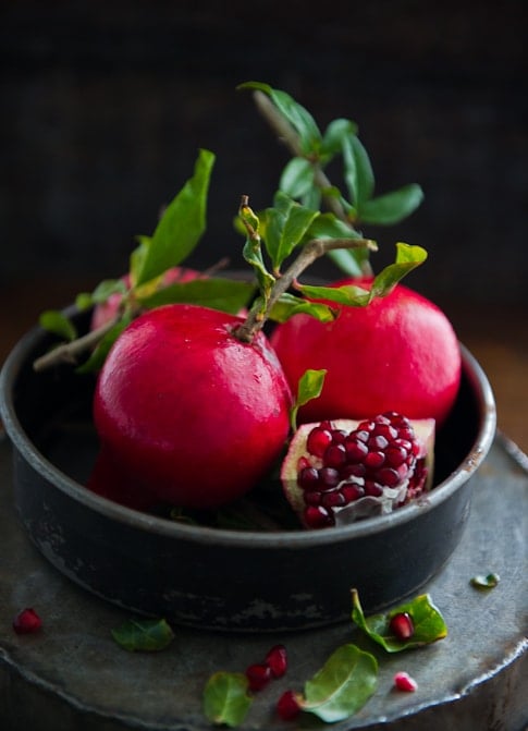 Refreshing Pomegranate Spritzer Drink | @whiteonrice