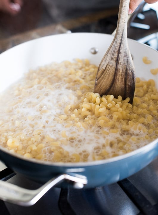 One Pot, Stove Top Creamy Mac and Cheese for Easy macaroni cheese