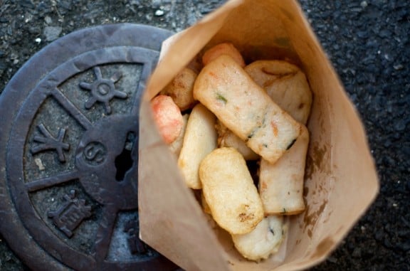 street-food-tsukiji-fried-fish-cake