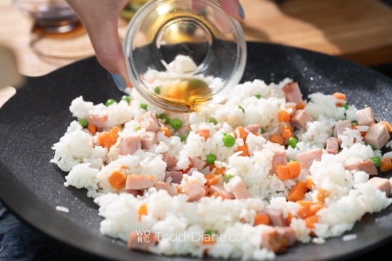 drizzling fish sauce